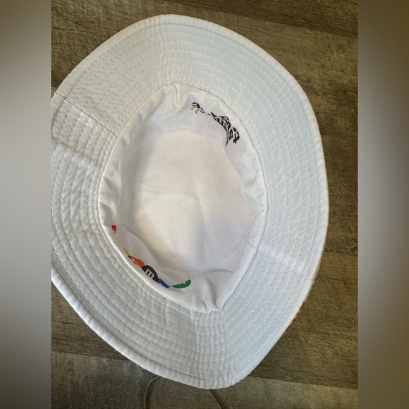 M&M's Colorful Bucket Hat - Picture 4 of 8